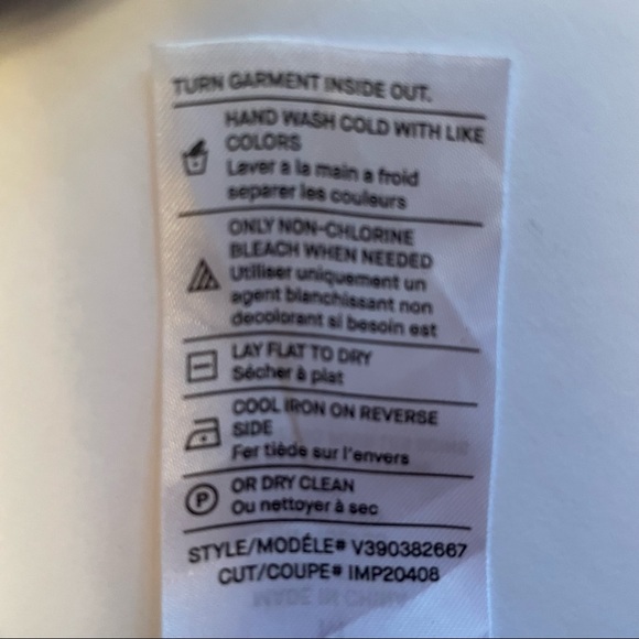 Vince Women’s Beige Top Size Medium - Picture 4 of 4